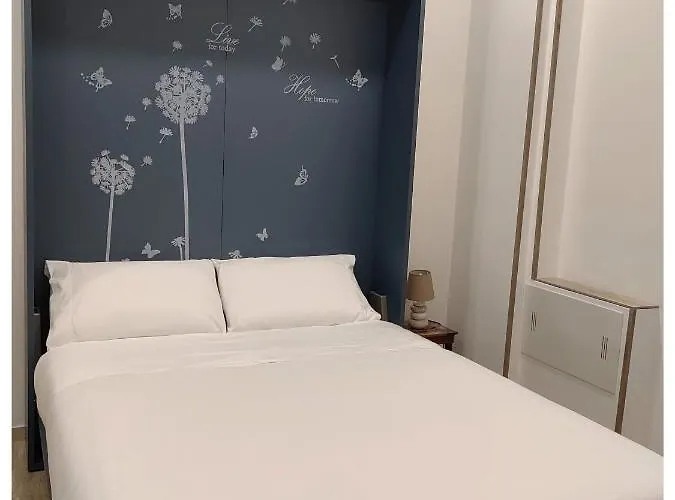 Gæstehus Pigro House - Airport 4*