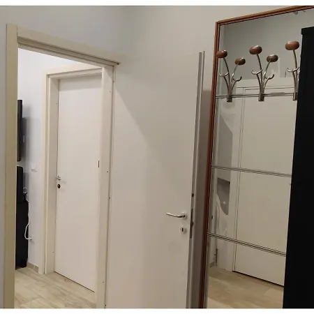 Pigro House - Airport 博洛尼亚