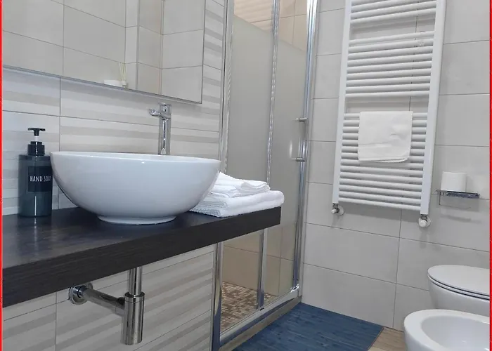 ゲストハウス Pigro House - Airport ボローニャ